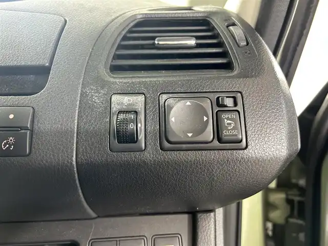 日産 セレナ 20X 佐賀県 2011(平23)年 10.3万km ナチュラルハーブ 純正7インチナビ/フルセグTV/Bluetooth/CD/バックカメラ/クルーズコントロール/横滑り防止装置/ビルトインETC/アイドリングストップ/片側パワースライドドア/純正フロアマット/後席サンシェード/シートバックテーブル/電動格納ミラー/スマートキー/プッシュスタート