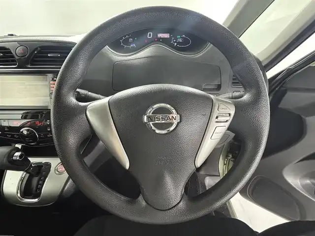 日産 セレナ 20X 佐賀県 2011(平23)年 10.3万km ナチュラルハーブ 純正7インチナビ/フルセグTV/Bluetooth/CD/バックカメラ/クルーズコントロール/横滑り防止装置/ビルトインETC/アイドリングストップ/片側パワースライドドア/純正フロアマット/後席サンシェード/シートバックテーブル/電動格納ミラー/スマートキー/プッシュスタート