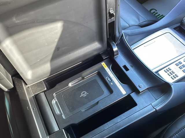 トヨタ ヴェルファイア ハイブリット エグゼクティブ ラウンジ Z 東京都 2019(平31)年 5.9万km ブラック 新車時保証書/取扱説明書/モデリスタエアロ/プリクラッシュセーフティー/レーダークルーズコントロール/パーキングサポートブレーキ/レーントレーシングアシスト/ブラインドスポットモニター/オートマチックハイビーム/純正ナビ/フルセグTV/SD/CD/DVD/BD/SDREC/USB/BT/AUX/JBLオーディオ/360度カメラ　ETC【2.0】/リヤフリップダウンモニター/デジタルインナーミラー/ドライブレコーダー【前後】/置く充電/AC100V1500W/レザーシート/シートヒーター/ベンチレーター/パワーシート【運転席メモリー付】/両側パワースライドドア/パワーバックドア/LEDヘッドライト/スマートキー×２/サイド/カーテン/ニーエアバック/インテリアイルミネーション/RS-Rサスペンションコイル/モデリスタ20インチアルミ