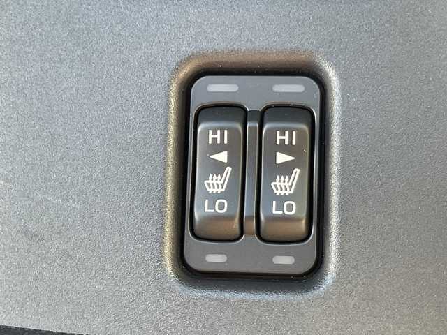 スバル ＢＲＺ S 福岡県 2023(令5)年 1.2万km マグネタイトグレーメタリック 純正ALPINE７インチナビ/　（AM/FM/CD/DVD/SD/USB/Bluetooth/フルセグ）/STIシフトノブ/シートヒーター（D席＋N席）/純正ドライブレコーダー（前のみ）/クルーズコントロール/ETC/LEDライト/ヒルスタートアシスト/純正18インチアルミホイール/純正マット/ISOFIX/横滑り防止装置/盗難防止装置/オートライト