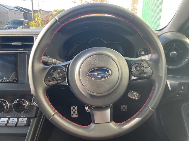 スバル ＢＲＺ S 福岡県 2023(令5)年 1.2万km マグネタイトグレーメタリック 純正ALPINE７インチナビ/　（AM/FM/CD/DVD/SD/USB/Bluetooth/フルセグ）/STIシフトノブ/シートヒーター（D席＋N席）/純正ドライブレコーダー（前のみ）/クルーズコントロール/ETC/LEDライト/ヒルスタートアシスト/純正18インチアルミホイール/純正マット/ISOFIX/横滑り防止装置/盗難防止装置/オートライト