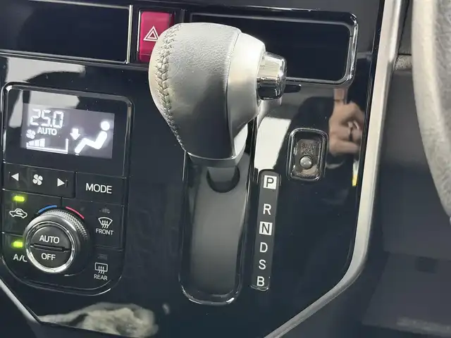 トヨタ タンク カスタムG S 大阪府 2017(平29)年 1.1万km インペリアルゴールドクリスタルM 純正ナビTV 両側パワースライドドア クルーズコントロール 衝突軽減ブレーキ レーンアシスト スマートキー プッシュスタート オートライト LEDヘッドライト ワンオーナー