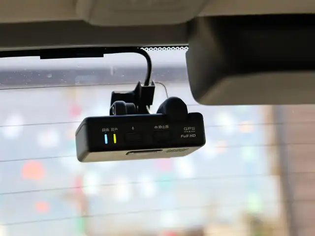 ホンダ フィット ホーム 福島県 2020(令2)年 2.2万km プラチナホワイトパール  4     W     D/ 純 正 ナ ビ・フ ル セ グ T V/ 純 正 バ ッ ク カ メ ラ/ ド ラ イ ブ レ コ ー ダ ー (F・R)/ レ ー ダ ー ク  ル ー ズ コ ン ト ロ ー ル/ ス マ ー ト キ ー/ E      T      C/ フ ロ ン ト ガ ラ ス 熱 線/ ア イ ド リ ン グ ス ト ッ プ/ モデューロ１５インチアルミ/ 新　車　保　証　書