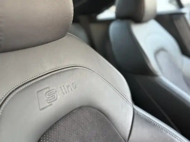 アウディ ＴＴクーペ 1．8 TFSI Sライン コンペティション 香川県 2014(平26)年 10万km 白 純正メモリナビ/フルセグ/バックカメラ/純正19インチアルミ/キセノンヘッドライト/ハーフレザーシート/パドルシフト/キーレスキー/ETC