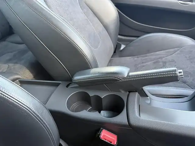 アウディ ＴＴクーペ 1．8 TFSI Sライン コンペティション 香川県 2014(平26)年 10万km 白 純正メモリナビ/フルセグ/バックカメラ/純正19インチアルミ/キセノンヘッドライト/ハーフレザーシート/パドルシフト/キーレスキー/ETC