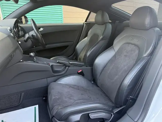 アウディ ＴＴクーペ 1．8 TFSI Sライン コンペティション 香川県 2014(平26)年 10万km 白 純正メモリナビ/フルセグ/バックカメラ/純正19インチアルミ/キセノンヘッドライト/ハーフレザーシート/パドルシフト/キーレスキー/ETC