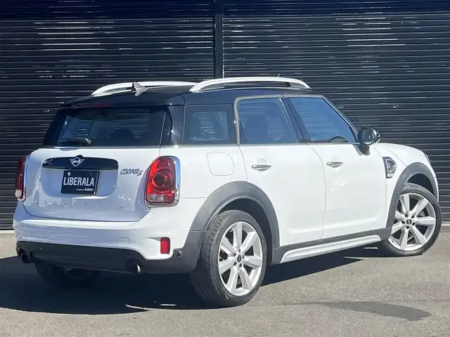 ＭＩＮＩ ミニ クロスオーバー クーパー S 静岡県 2019(平31)年 3.3万km ライトホワイト 電動リアゲート/MINIコネクト/(Bluetooth/USB)/インテリジェントセーフティ/バックカメラ/アダプティブクルーズコントロール/パーキングアシスト/コンフォートアクセス/ETC/ドライブレコーダー/純正フロアマット/純正19インチアルミホイール/アンビエントライト/フロントフォグランプ/保証書/取扱説明書/スペアキー