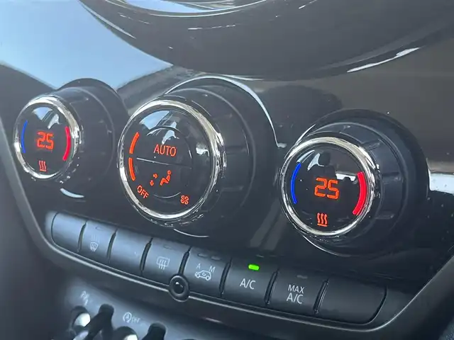 ＭＩＮＩ ミニ クロスオーバー クーパー S 静岡県 2019(平31)年 3.3万km ライトホワイト 電動リアゲート/MINIコネクト/(Bluetooth/USB)/インテリジェントセーフティ/バックカメラ/アダプティブクルーズコントロール/パーキングアシスト/コンフォートアクセス/ETC/ドライブレコーダー/純正フロアマット/純正19インチアルミホイール/アンビエントライト/フロントフォグランプ/保証書/取扱説明書/スペアキー