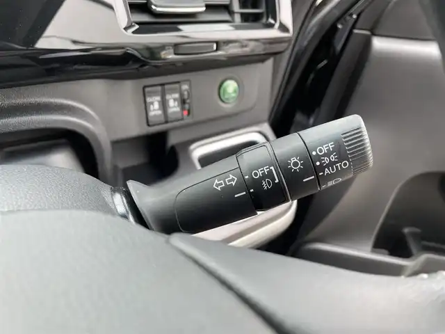 ホンダ ステップワゴン スパーダ eHEV G EXホンダS 島根県 2021(令3)年 5.3万km プレミアムスパークルブラックパール ホンダセンシング/純正9インチナビ/（フルセグTV/Bluetooth/FM/AM/CD/DVD）/バックカメラ/アダプティブクルーズコントロール/両側パワースライドドア/ビルトインETC/前後ドライブレコーダー/パドルシフト/ドアバイザー/コーナーポール/純正フロアマット/わくわくゲート/コンビシート/前席シートヒーター/ロードサインアシスト/プリクラッシュセーフティ/LEDヘッドライト/先行車発進お知らせ機能/オートライト/スマートキー/スペアキー1本/プッシュスタート/保証書/取扱説明書