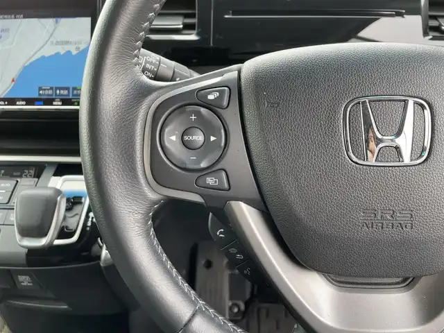 ホンダ ステップワゴン スパーダ eHEV G EXホンダS 島根県 2021(令3)年 5.3万km プレミアムスパークルブラックパール ホンダセンシング/純正9インチナビ/（フルセグTV/Bluetooth/FM/AM/CD/DVD）/バックカメラ/アダプティブクルーズコントロール/両側パワースライドドア/ビルトインETC/前後ドライブレコーダー/パドルシフト/ドアバイザー/コーナーポール/純正フロアマット/わくわくゲート/コンビシート/前席シートヒーター/ロードサインアシスト/プリクラッシュセーフティ/LEDヘッドライト/先行車発進お知らせ機能/オートライト/スマートキー/スペアキー1本/プッシュスタート/保証書/取扱説明書