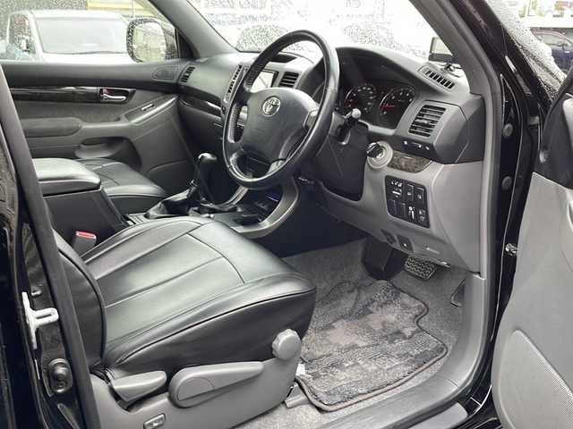 トヨタ ランドクルーザー プラド TX－LTD 道北・旭川 2008(平20)年 15.7万km ブラック 社外ディスプレイオーディオ(BT/USB)/リフトアップ/社外１８インチアルミホイール FUEL/BFグッドリッチA/Tタイヤ/バックカメラ/オートライト/ミラーヒーター/ETC/社外テールランプ/フォグランプ/革調シートカバー/純正サス積込/純正テールランプ積込/純正ヘッドライト積込/社外オーディオ積込/純正フロアマット/ドアバイザー/取説/保証書