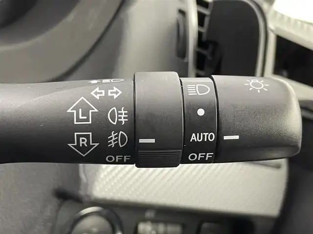 スバル レヴォーグ 1．6GT－S アイサイト 富山県 2014(平26)年 6.1万km クリスタルホワイトP 4WD/社外ナビ（AM/FM/CD/DVD/USB/BT）/フルセグTV/バックカメラ/アイサイト/アダプティブクルーズコントロール/衝突軽減ブレーキシステム/レーンキープアシスト/オートライト/LEDヘッドライト/ダウンヒルアシストコントロール/ETC/前席パワーシート/スマートキー×２/プッシュスタート/アイドリングストップ