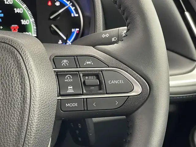 トヨタ ヴォクシー ハイブリッド S－Z 埼玉県 2024(令6)年 0.7万km ホワイトパールクリスタルシャイン 純正１０．５インチディスプレイオーディオナビ　純正１３インチフリップダウンモニター　快適利便　バックカメラ　ビルトインＥＴＣ２．０　ＡＣ１００Ｖ　ＤＶＤ再生　ＨＤＭＩ　三眼ＬＥＤライト　パワーバックドア　社外前後ドライブレコーダー　レーダークルーズコントロール　シートヒーター　純正アルミホイール　地デジフルセグTV スマートキー　オートライト