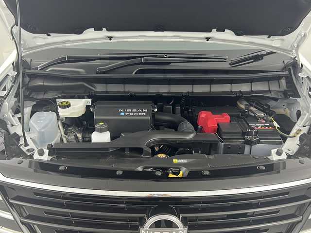 日産 セレナ e－パワー ハイウェイスター V 愛知県 2025(令7)年 0.1万km未満 プリズムホワイト 登録済未使用車/純正12.3型ナビ【フルセグ　Bluetooth　AppleCarPlay】/全方位カメラ/ビルトインＥＴＣ2.0　/e-POWER　/ハイウエイスターV　/デジタルインナーミラー/アラウンドビューモニター/両側パワースライドドア　/レーダークルーズコントロール　/レーンキープアシスト　/プロパイロット　/前後コーナーセンサー/衝突軽減/ドライブレコーダー/オートライト/オートマチックハイビーム/LEDライト