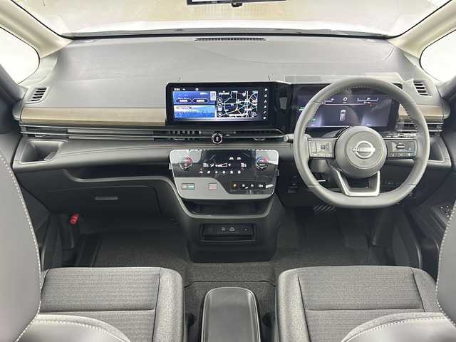 日産 セレナ e－パワー ハイウェイスター V 愛知県 2025(令7)年 0.1万km未満 プリズムホワイト 登録済未使用車/純正12.3型ナビ【フルセグ　Bluetooth　AppleCarPlay】/全方位カメラ/ビルトインＥＴＣ2.0　/e-POWER　/ハイウエイスターV　/デジタルインナーミラー/アラウンドビューモニター/両側パワースライドドア　/レーダークルーズコントロール　/レーンキープアシスト　/プロパイロット　/前後コーナーセンサー/衝突軽減/ドライブレコーダー/オートライト/オートマチックハイビーム/LEDライト