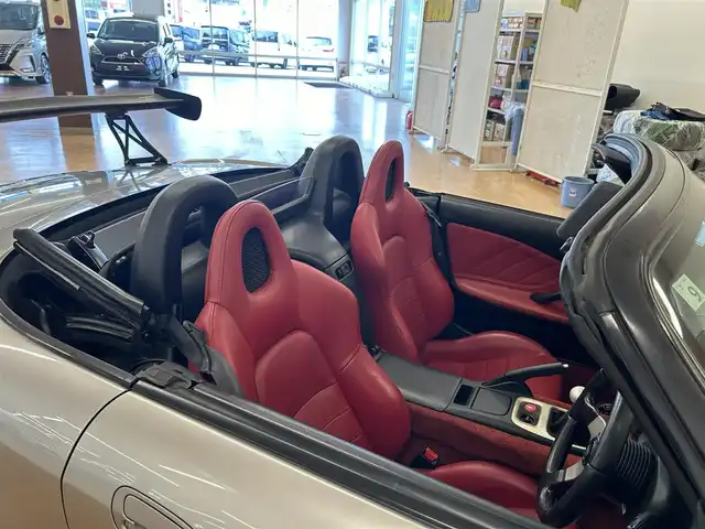 ホンダ Ｓ２０００ 群馬県 1999(平11)年 10.9万km シルバーストーンメタリック レザーシート/ローダウン/社外17インチAW/リアウィング/momoステアリング/社外セキュリティー/HIDヘッドライト/純正フロアマット/社外オーディオ/ETC