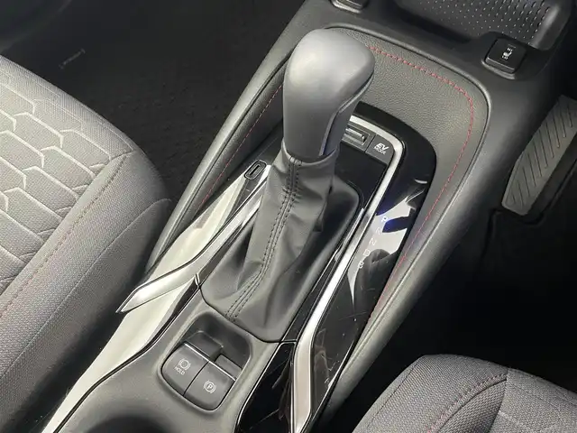 トヨタ カローラ スポーツ ハイブリッドG Z 埼玉県 2023(令5)年 0.4万km アティチュードブラックマイカ 純正ディスプレイオーディオ　バックカメラ　ＢＳＭ　ビルトインＥＴＣ　ドライブレコーダー　トヨタセーフティセンス　レーダークルーズコントロール　シートヒーター　純正アルミ　オートライト　ＬＥＤライト