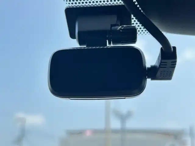 トヨタ クラウン ハイブリッド RS 兵庫県 2019(令1)年 4.9万km ホワイトパールクリスタルシャイン 純正ナビ/フルセグTV/（CD/DVD/BT/AM/FM/SD)/バックカメラ/ETC/衝突軽減ブレーキ/パワーシート/オートライト/スマートキー/電動格納ミラー/純正フロアマット/純正ドアバイザー