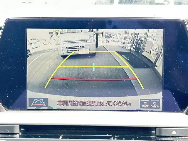 トヨタ クラウン ハイブリッド RS 兵庫県 2019(令1)年 4.9万km ホワイトパールクリスタルシャイン 純正ナビ/フルセグTV/（CD/DVD/BT/AM/FM/SD)/バックカメラ/ETC/衝突軽減ブレーキ/パワーシート/オートライト/スマートキー/電動格納ミラー/純正フロアマット/純正ドアバイザー