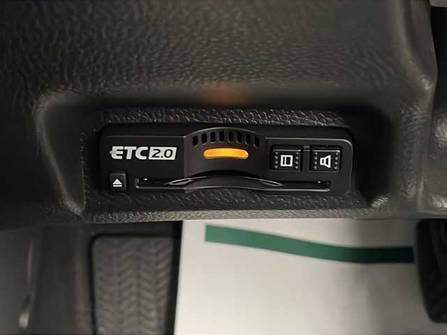 ホンダ ヴェゼル ハイブリッド e:HEV Z 宮城県 2024(令6)年 2.2万km クリスタルブラックパール 禁煙車　/ワンオーナー　/ハーフレザーシート　/ホンダセンシング/・プリクラッシュセーフティ/・レーンキープアシスト/・アダプティブクルーズコントロール/・オートハイビーム/・クリアランスソナー/純正ディスプレイオーディオ　/・USB・BT・スマホ連動/バックカメラ　/フルセグTV/パワーバックドア　/前席シートヒーター　/ステアリングヒーター　/パドルシフト　/ステアリングスイッチ　/ドライブレコーダー/LEDヘッドライト/LEDフォグライト/純正18インチアルミホイール/純正フロアマット/トノカバー/ワイパーデアイサー