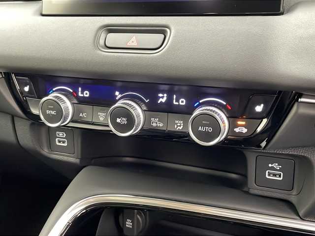 ホンダ ヴェゼル ハイブリッド e:HEV Z 宮城県 2024(令6)年 2.2万km クリスタルブラックパール 禁煙車　/ワンオーナー　/ハーフレザーシート　/ホンダセンシング/・プリクラッシュセーフティ/・レーンキープアシスト/・アダプティブクルーズコントロール/・オートハイビーム/・クリアランスソナー/純正ディスプレイオーディオ　/・USB・BT・スマホ連動/バックカメラ　/フルセグTV/パワーバックドア　/前席シートヒーター　/ステアリングヒーター　/パドルシフト　/ステアリングスイッチ　/ドライブレコーダー/LEDヘッドライト/LEDフォグライト/純正18インチアルミホイール/純正フロアマット/トノカバー/ワイパーデアイサー