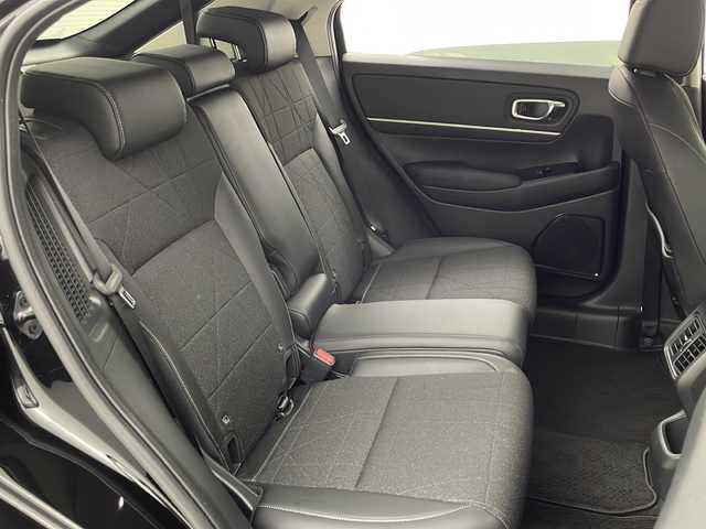 ホンダ ヴェゼル ハイブリッド e:HEV Z 宮城県 2024(令6)年 2.2万km クリスタルブラックパール 禁煙車　/ワンオーナー　/ハーフレザーシート　/ホンダセンシング/・プリクラッシュセーフティ/・レーンキープアシスト/・アダプティブクルーズコントロール/・オートハイビーム/・クリアランスソナー/純正ディスプレイオーディオ　/・USB・BT・スマホ連動/バックカメラ　/フルセグTV/パワーバックドア　/前席シートヒーター　/ステアリングヒーター　/パドルシフト　/ステアリングスイッチ　/ドライブレコーダー/LEDヘッドライト/LEDフォグライト/純正18インチアルミホイール/純正フロアマット/トノカバー/ワイパーデアイサー