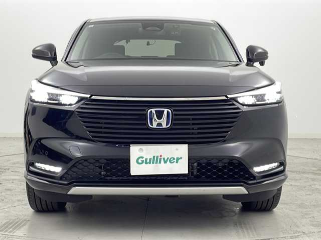 ホンダ ヴェゼル ハイブリッド e:HEV Z 宮城県 2024(令6)年 2.2万km クリスタルブラックパール 禁煙車　/ワンオーナー　/ハーフレザーシート　/ホンダセンシング/・プリクラッシュセーフティ/・レーンキープアシスト/・アダプティブクルーズコントロール/・オートハイビーム/・クリアランスソナー/純正ディスプレイオーディオ　/・USB・BT・スマホ連動/バックカメラ　/フルセグTV/パワーバックドア　/前席シートヒーター　/ステアリングヒーター　/パドルシフト　/ステアリングスイッチ　/ドライブレコーダー/LEDヘッドライト/LEDフォグライト/純正18インチアルミホイール/純正フロアマット/トノカバー/ワイパーデアイサー