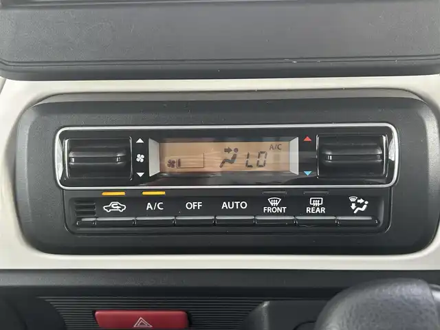 スズキ スペーシア HYBRID G 愛知県 2018(平30)年 6.3万km オフブルーM ケンウッドナビ/ワンセグTV/バックカメラ/ドライブレコーダー/パーキングセンサー/セーフティサポート/・デュアルセンサーブレーキサポート/・前後誤発進抑制機能/・車線逸脱警報機能/・ふらつき警報機能/・先行車発進お知らせ機能/・ハイビームアシスト/・後退時ブレーキサポート/オートライト/オートエアコン/ベンチシート/フルフラットシート/キーレスプッシュスタートシステム/禁煙車