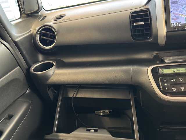 ホンダ Ｎ ＢＯＸ ＋ G SSパッケージ 岐阜県 2013(平25)年 10.5万km クリスタルブラックパール 純正ナビゲーション/バックモニター/Bluetooth/テレビ/両側電動スライドドア/ETC/アイドリングストップ/プッシュスタート/スマートキー/スペアキー/アイドリングストップ/HIDヘッドライト/オートエアコン/運転席ハイトアジャスター