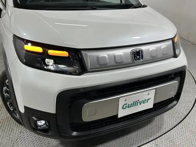 ホンダ フリード ハイブリット e:HEV クロスター 大阪府 2025(令7)年 0.1千km プラチナホワイトパール 未使用車　ホンダセンシング　純正大型ナビ　レーダークルコン　ハーフレザー　シートヒーター　バックカメラ　両側電動　衝突軽減　ＢＳＭ　ルーフレール　レーンアシスト　アイドリングストップ　スマートキー