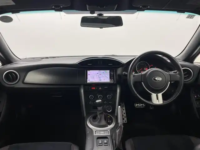 スバル ＢＲＺ S 群馬県 2012(平24)年 7.5万km サテンホワイトパール アルカンターラ/本革シート/前席シートヒーター/＝＝＝＝＝/純正DOPパナソニックHDDナビ（CN-H510WD)/・CD/DVD/MSV(HDD)/SD/Bluetooth/フルセグTV/・バックカメラ/＝＝＝＝/ハーフレザーシート　シートヒーター　純正パナソニックナビ　バックカメラ　パドルシフト　ＥＴＣ　スマートキー　プッシュスタート　ＨＩＤヘッドライト　純正アルミホイール付スタッドレスタイヤ車載　禁煙車