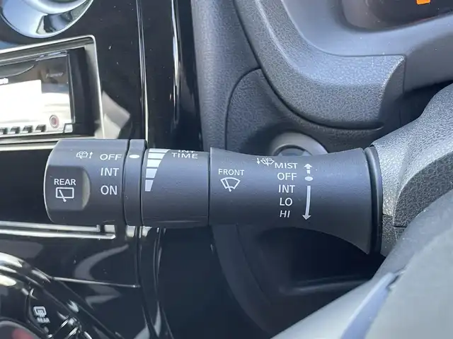 日産 ノート e－パワー B 香川県 2020(令2)年 1.8万km ブリリアントシルバー 登録時走行距離17326km/アラウンドビューモニター/インテリジェントルームミラー/エマージェンシーブレーキ/クリアランスソナー/レーンキープアシスト/カロッツェリア製オーディオ【DEH-380】/ETC/オートライト/ヘッドライトレベライザー/オートエアコン/スマートキー/スペアキー/プッシュスタート/純正14インチホイールキャップ/フロアマット/純正ドアバイザー/トノカバー/ウィンカー付電動格納ミラー/ISOFIX/バニティミラー