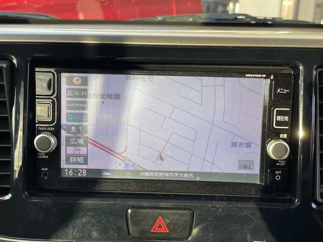 日産 デイズ ルークス X Vセレクション 沖縄県 2016(平28)年 9.5万km シルキーホワイトP/モカブラウンP 純正ナビ　/CD/DVD/BT/フルセグ/バックカメラ　/両側パワースライドドア　/ＨＩＤヘッドライト　/純正アルミホイール　/ステアリングスイッチ　/アイドリングストップ/電動格納ミラー/サーキュレーター/サンシェード　/スマートキー