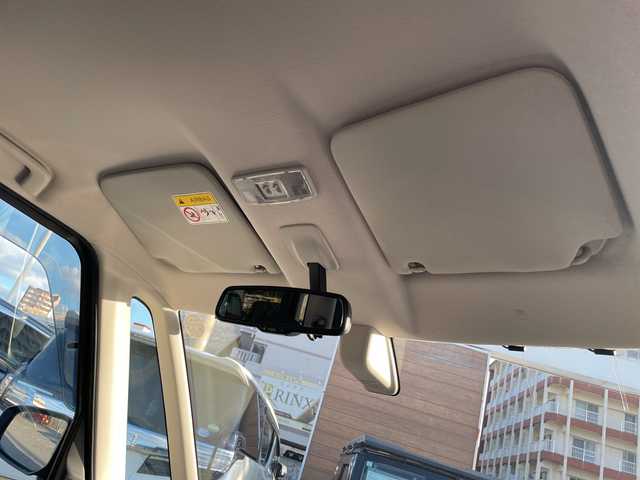 日産 デイズ ルークス X Vセレクション 沖縄県 2016(平28)年 9.5万km シルキーホワイトP/モカブラウンP 純正ナビ　/CD/DVD/BT/フルセグ/バックカメラ　/両側パワースライドドア　/ＨＩＤヘッドライト　/純正アルミホイール　/ステアリングスイッチ　/アイドリングストップ/電動格納ミラー/サーキュレーター/サンシェード　/スマートキー