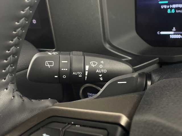 トヨタ ランドクルーザー ２５０ ZX 埼玉県 2025(令7)年 1万km ブラウンM/バーニッシュライトベージュM サンルーフ　/ＪＢＬサウンド　/純正１２．３インチディスプレイオーディオ　/パノラミックビューモニター　/BSM/デジタルインナーミラー　/純正前後ドライブレコーダー　/置くだけ充電　/純正ビルトインＥＴＣ2.0/パワーバックドア/オートマティックハイビーム/衝突軽減システム/レーダークルーズコントロール/レーンキープアシスト/メモリ付きパワーシート/シートヒーター/エアシート/電動格納サードシート/純正アルミホイール/純正フロアマット/ルーフレール/ＬＥＤ３眼ライト　