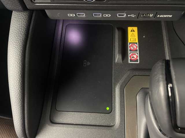 トヨタ ランドクルーザー ２５０ ZX 埼玉県 2025(令7)年 1万km ブラウンM/バーニッシュライトベージュM サンルーフ　/ＪＢＬサウンド　/純正１２．３インチディスプレイオーディオ　/パノラミックビューモニター　/BSM/デジタルインナーミラー　/純正前後ドライブレコーダー　/置くだけ充電　/純正ビルトインＥＴＣ2.0/パワーバックドア/オートマティックハイビーム/衝突軽減システム/レーダークルーズコントロール/レーンキープアシスト/メモリ付きパワーシート/シートヒーター/エアシート/電動格納サードシート/純正アルミホイール/純正フロアマット/ルーフレール/ＬＥＤ３眼ライト　