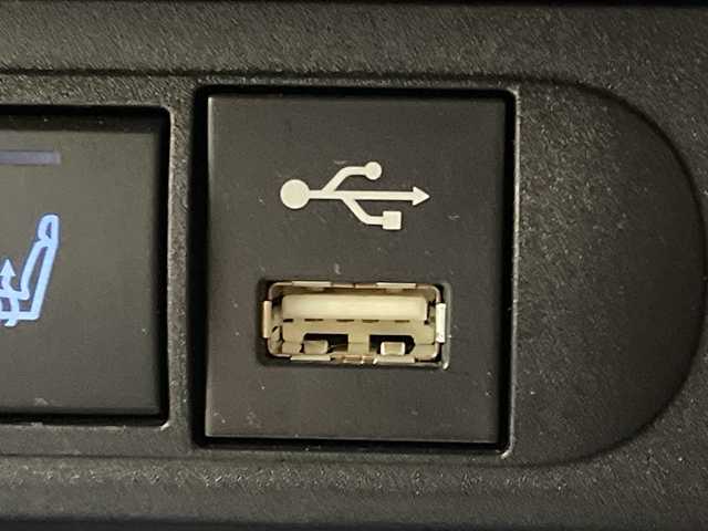 トヨタ ヤリスクロス ハイブリッド Z 愛媛県 2021(令3)年 5.9万km ホワイトパールクリスタルシャイン 純正8型ナビ Bluetooth フルセグ 全周囲カメラ モデリスタエアロ 電動リアゲート 衝突被害軽減ブレーキ レーンアシスト コーナーセンサー ブラインドスポットモニター オートマチックハイビーム オートライト シートヒーター パワーシート ハーフレザーシート ETC 禁煙車