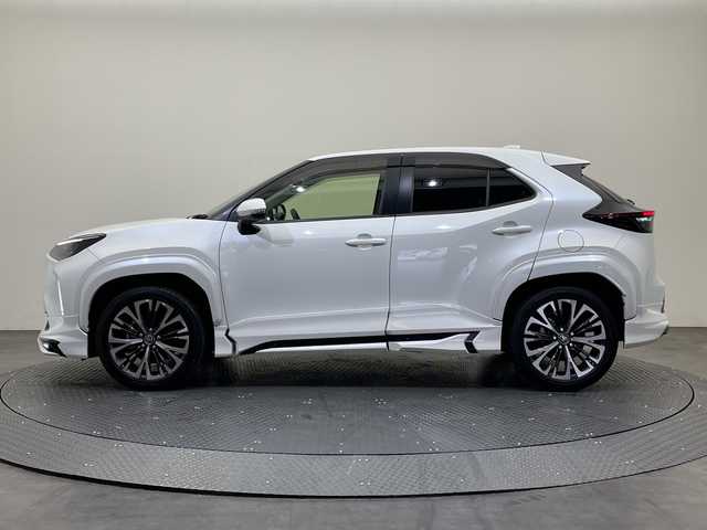 トヨタ ヤリスクロス ハイブリッド Z 愛媛県 2021(令3)年 5.9万km ホワイトパールクリスタルシャイン 純正8型ナビ Bluetooth フルセグ 全周囲カメラ モデリスタエアロ 電動リアゲート 衝突被害軽減ブレーキ レーンアシスト コーナーセンサー ブラインドスポットモニター オートマチックハイビーム オートライト シートヒーター パワーシート ハーフレザーシート ETC 禁煙車