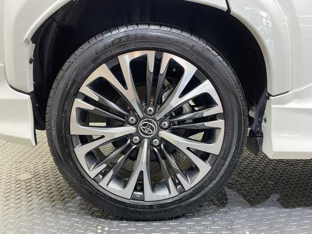 トヨタ ヤリスクロス ハイブリッド Z 愛媛県 2021(令3)年 5.9万km ホワイトパールクリスタルシャイン 純正8型ナビ Bluetooth フルセグ 全周囲カメラ モデリスタエアロ 電動リアゲート 衝突被害軽減ブレーキ レーンアシスト コーナーセンサー ブラインドスポットモニター オートマチックハイビーム オートライト シートヒーター パワーシート ハーフレザーシート ETC 禁煙車