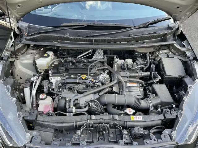 トヨタ ヤリス ハイブリッド Z 群馬県 2020(令2)年 6.8万km ブラック 純正８型メモリーナビ　/バックカメラ　/Ｍｉｒａｃａｓｔ　/純正１５インチモデリスタホイール　/前席シートヒーター　/ＢＳＭ　/ＡＨＢ　/純正フロアマット　/純正ビルトインＥＴＣ　/アダプティブクルーズコントロール/Bluetooth/パワーステアリング/LEDヘッドライト/スマートキー/電動格納ミラー