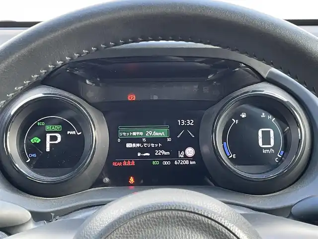 トヨタ ヤリス ハイブリッド Z 群馬県 2020(令2)年 6.8万km ブラック 純正８型メモリーナビ　/バックカメラ　/Ｍｉｒａｃａｓｔ　/純正１５インチモデリスタホイール　/前席シートヒーター　/ＢＳＭ　/ＡＨＢ　/純正フロアマット　/純正ビルトインＥＴＣ　/アダプティブクルーズコントロール/Bluetooth/パワーステアリング/LEDヘッドライト/スマートキー/電動格納ミラー