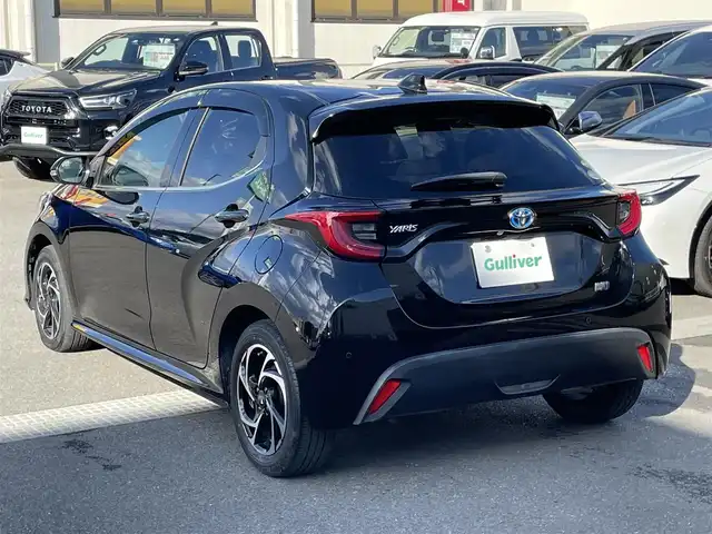 トヨタ ヤリス ハイブリッド Z 群馬県 2020(令2)年 6.8万km ブラック 純正８型メモリーナビ　/バックカメラ　/Ｍｉｒａｃａｓｔ　/純正１５インチモデリスタホイール　/前席シートヒーター　/ＢＳＭ　/ＡＨＢ　/純正フロアマット　/純正ビルトインＥＴＣ　/アダプティブクルーズコントロール/Bluetooth/パワーステアリング/LEDヘッドライト/スマートキー/電動格納ミラー