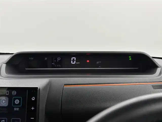 ダイハツ タント ファンクロスターボ 福岡県 2023(令5)年 1.4万km シャイニングホワイトパール 純正ディスプレイオーディオ　/全方位カメラ　/両側パワースライドドア　/衝突軽減システム　/コーナーセンサー　/横滑り防止　/レーンキープ　/アイドリングストップ　/シートヒーター　/純正１５インチＡＷ　/ＬＥＤライト