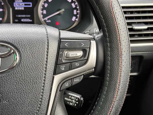 トヨタ ランドクルーザー プラド TX Lパッケージ 鹿児島県 2019(令1)年 4.4万km ホワイトパールクリスタルシャイン サンルーフ/モデリスタエアロ（F/R）/セーフティセンス/・プリクラッシュセーフティ/・レーダークルーズコントロール/・レーンディパーチャーアラート/・オートマチックハイビーム/前後コーナーセンサー/純正9インチナビ（NSZT-Y68T）/・CD/DVD/・Bluetooth/・フルセグTV/バックカメラ/ビルトインETC/本革シート/前席パワーシート/前席シートヒーター/ベンチレーション/革巻きステアリング/ステアリングスイッチ/MTモード付きAT/LEDヘッドライト/フォグライト/オートライト/サイドステップ/スマートキー＆プッシュスタート/ウィンカーミラー/純正19インチAW/純正フロアマット/ドアバイザー/新車保証書/取扱説明書/W/サイド/カーテンエアバッグ