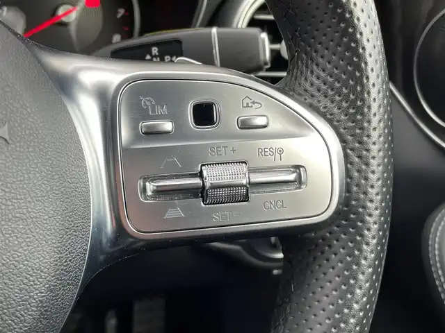 メルセデス・ベンツ Ｃ２００ 4マチック SW AVG AMGライン 青森県 2019(平31)年 2.2万km オブシディアンブラック 4WD/AMGライン/　・AMGスタイリングパッケージ/　・AIRBODYCONTROLサスペンション/　・レザーARTICOシート/　・スポーツシート/　・18インチAMGアルミホイール/メタリックペイント/レーダーセーフティパッケージ/純正HDDナビ/フルセグTV/(SD/USB/Bluetooth)/バックカメラ/アダプティブクルーズコントロール/パークトロニック/黒革シート/シートヒーター/メモリー機能付パワーシート/ステアリングアシスト/ステアリングスイッチ/パドルシフト/アクティブパーキングアシスト/マルチビームLEDヘッドライト/アダプティブハイビームアシストプラス/ブラインドスポット/レーンアシスト/パワーテールゲート/全方位ドライブレコーダー/プッシュスタート/スマートキーX2/取扱説明書/保証書