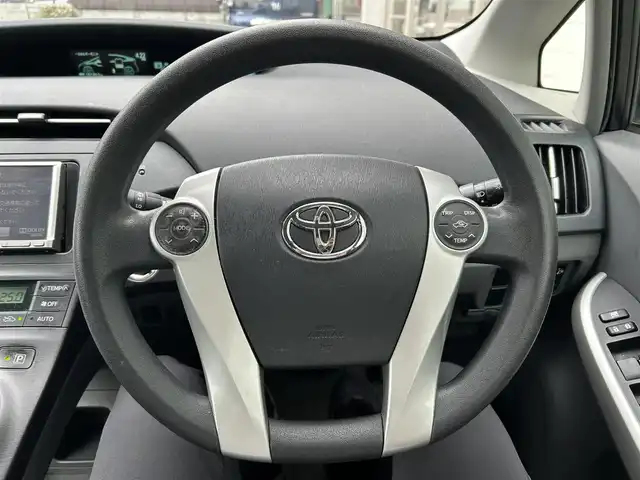 トヨタ プリウス S 新潟県 2010(平22)年 18.8万km シルバーM ETC/クルーズコントロール/ドライブレコーダー/メモリナビ/フルセグテレビ/ウィンカーミラー/プッシュスタート/電動格納ミラー