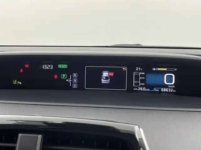 トヨタ プリウス Sセーフティプラス 福井県 2018(平30)年 6.9万km ホワイトパールクリスタルシャイン トヨタセーフティセンス/・クルーズコントロール/・衝突軽減ブレーキ/純正SDナビゲーション/型式：DSZT-YC4T/【AM/FM/CD/Bluetooth/フルセグTV】/バックカメラ/ビルトインETC/プッシュスタート/スマートキー/オートライト/LEDヘッドライド/LEDフォグライド/ドライブレコーダー/コーナーセンサー