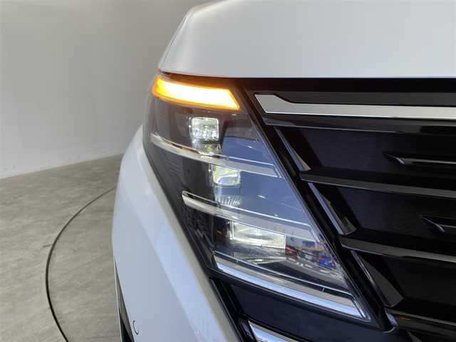 日産 セレナ e－パワー ハイウェイスター V 群馬県 2025(令7)年 0.1万km未満 プリズムホワイト 登録済未使用車　純正ナビ１２．３インチ　アラウンドビューモニター　プロパイロット　デジタルインナーミラー　ブラインドスポットモニター　レーンキープアシスト　エマージェンシーブレーキ　ＥＴＣ２．０