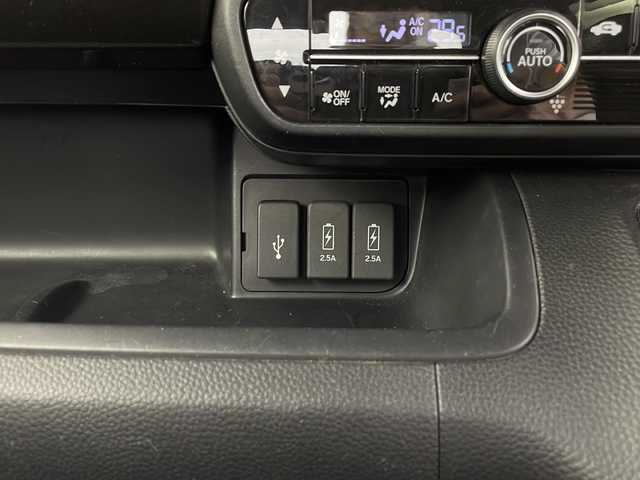 ホンダ Ｎ ＢＯＸ 鹿児島県 2020(令2)年 8.3万km プレミアムグラマラスブロンズP ホンダセンシング/純正8型ナビ/(DVD/CD/BT/フルセグTV/FM/AM)/前後ドライブレコーダー/バックカメラ/ビルドインETC/アダプティブクルーズコントロール/前後コーナーセンサー/両側パワースライドドア/オートライト/オートハイビーム/LEDヘッドライト/ステアリングリモコン/USB入力端子/純正アルミホイール/純正フロアマット/ドアバイザー/横滑り/レーンキープアシスト/プリクラッシュセーフティ