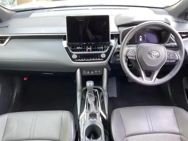 トヨタ カローラ クロス ハイブリッド Z 栃木県 2024(令6)年 1.4万km プラチナホワイトパールマイカ ワンオーナー/プッシュスタート/アラウンドビューカメラ/シートヒーター/レーダークルーズコントロール/ビルトインETC2.0/オートホールド/LEDヘッドライト/シーケンシャルウインカー/ガラスルーフ/LDA/PCS/BSM/PDA/RCTA/RCD/SEA/RSA/PKSB/パワーバックドア/純正18inch/オートエアコン/ドライブモード変更/純正フロアマット
